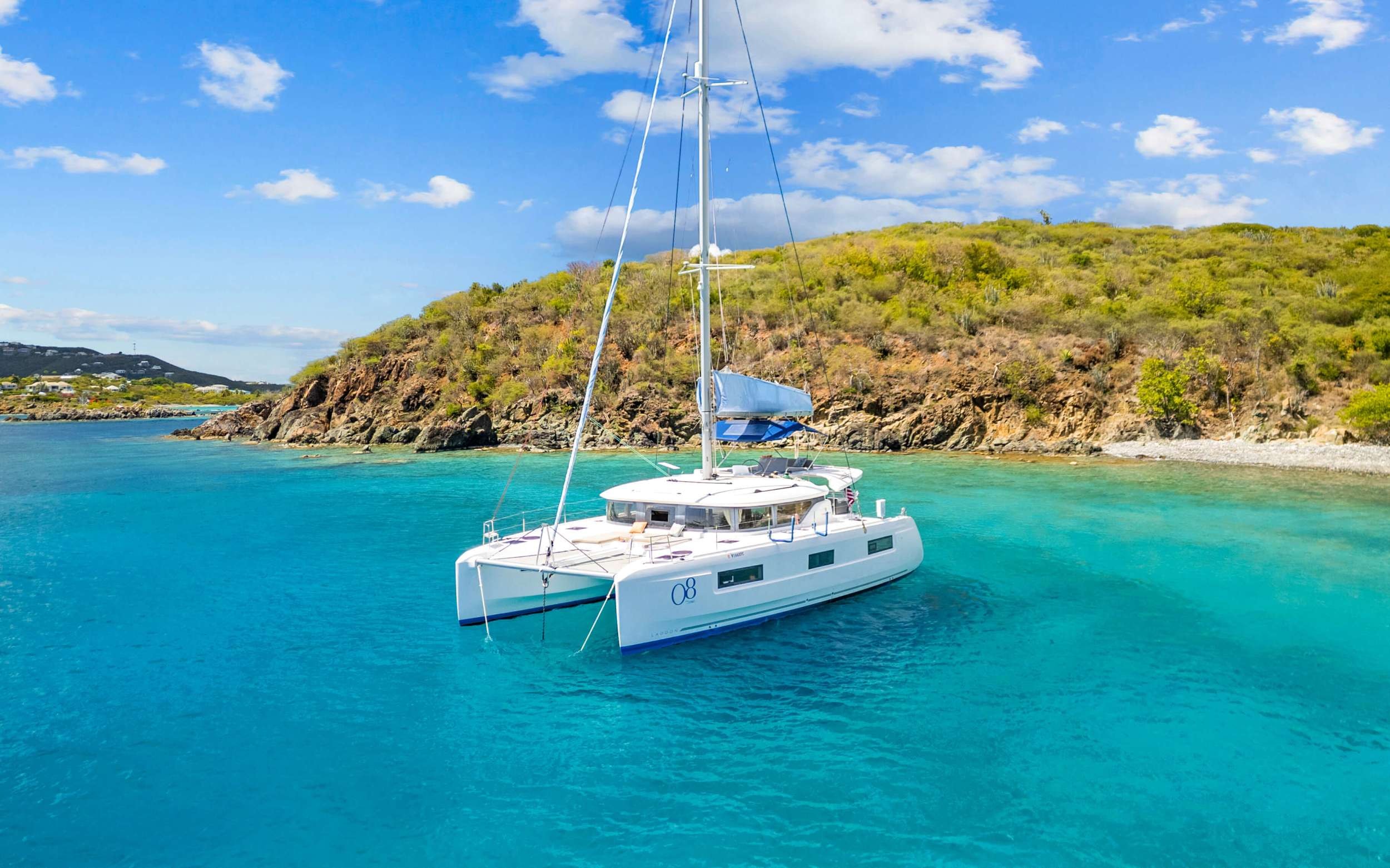 Oceans 8 yacht charter